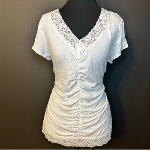 Elegant White Lace Trimmed Women's Top